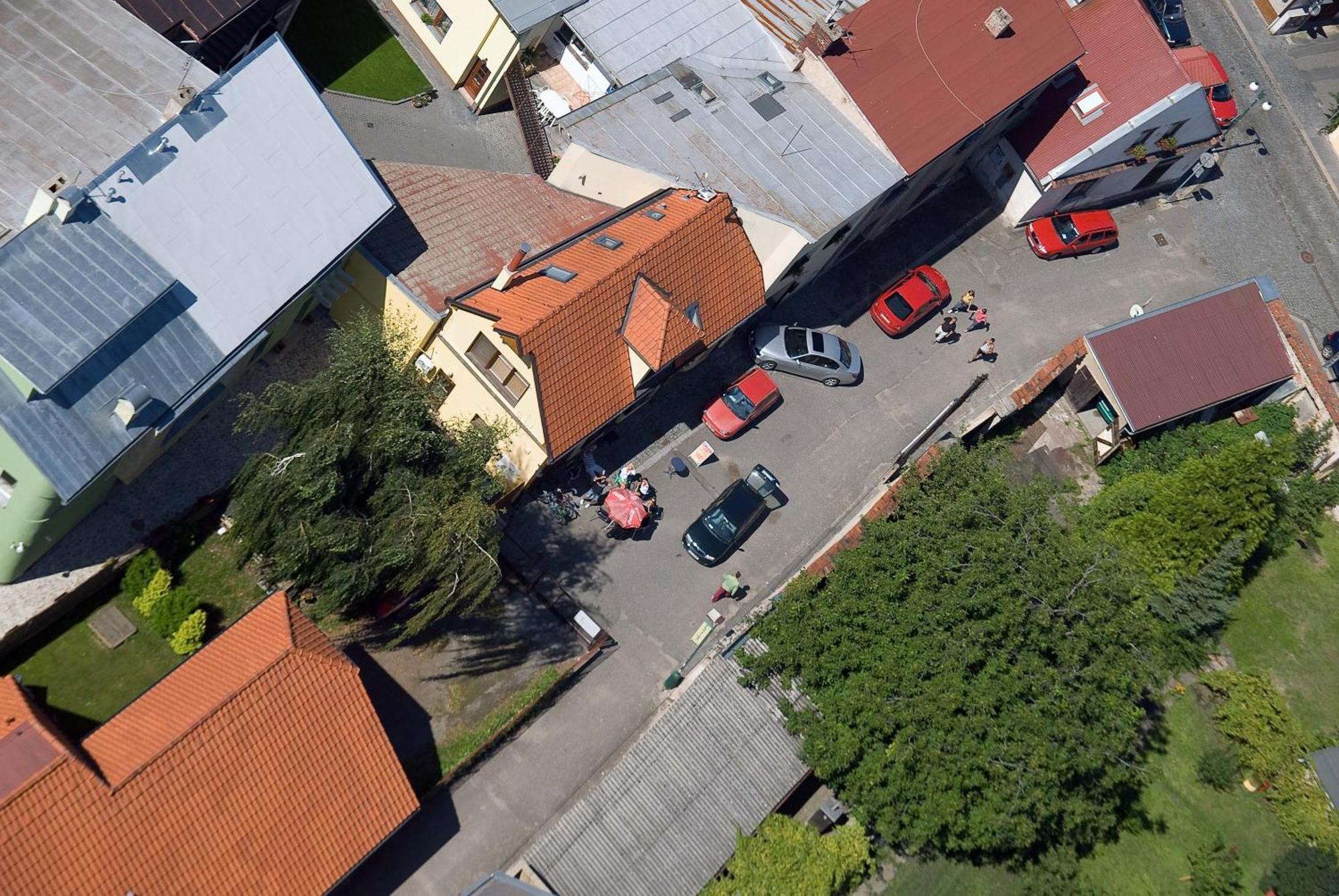 Penzion U Vinoteky Nymburk Exterior foto